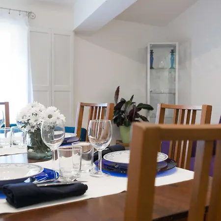Apartment Caseospitali - Daisy, Ampio Trilocale X6 Vicino A Piazza Maggiore
