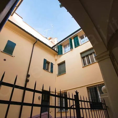 아파트 Caseospitali - Daisy, Ampio Trilocale X6 Vicino A Piazza Maggiore